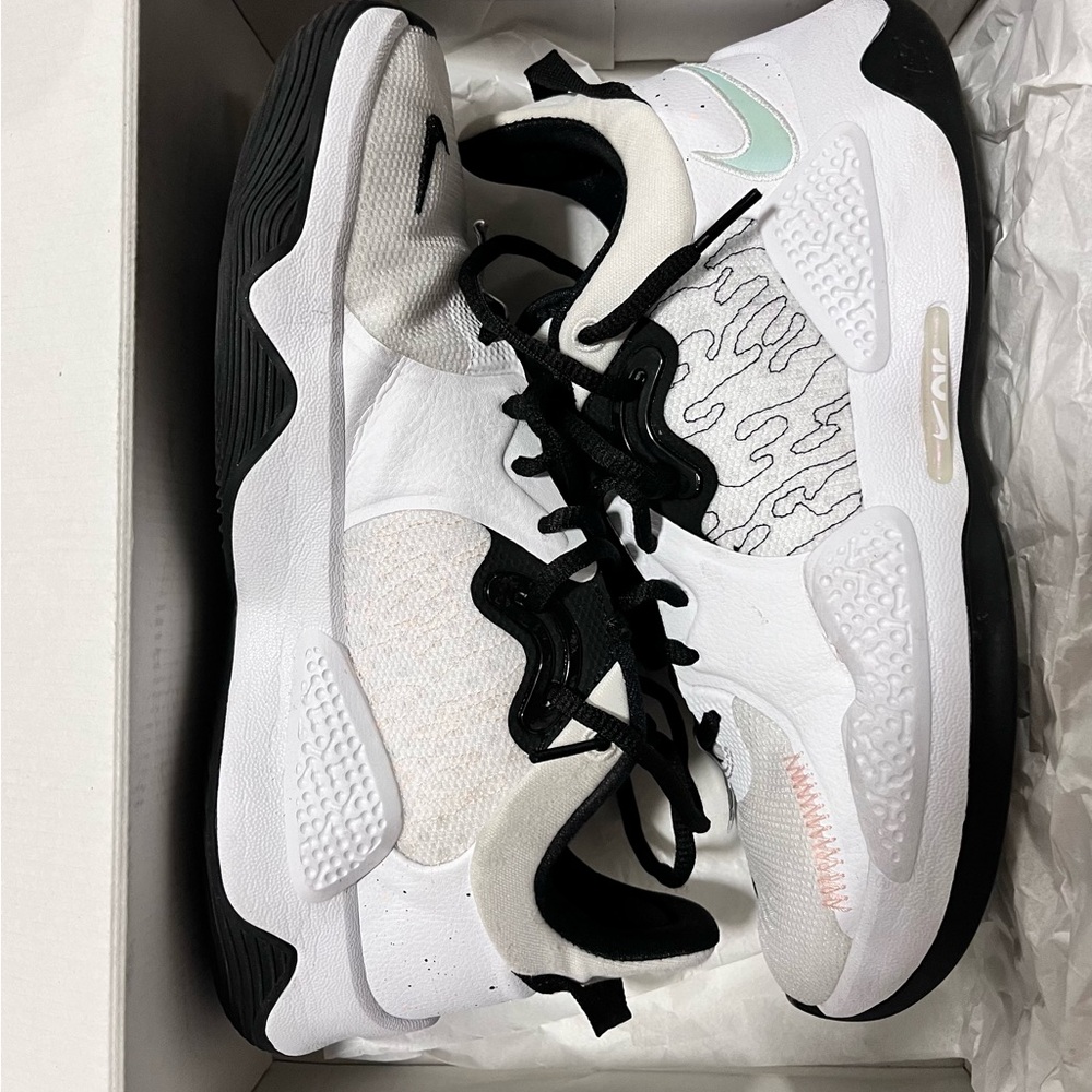 Nike men Basketball shoes PG 5 EP whiteblack CW3146-100.